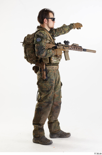 Photos Frankie Perry Army KSK Recon Germany Poses standing whole…